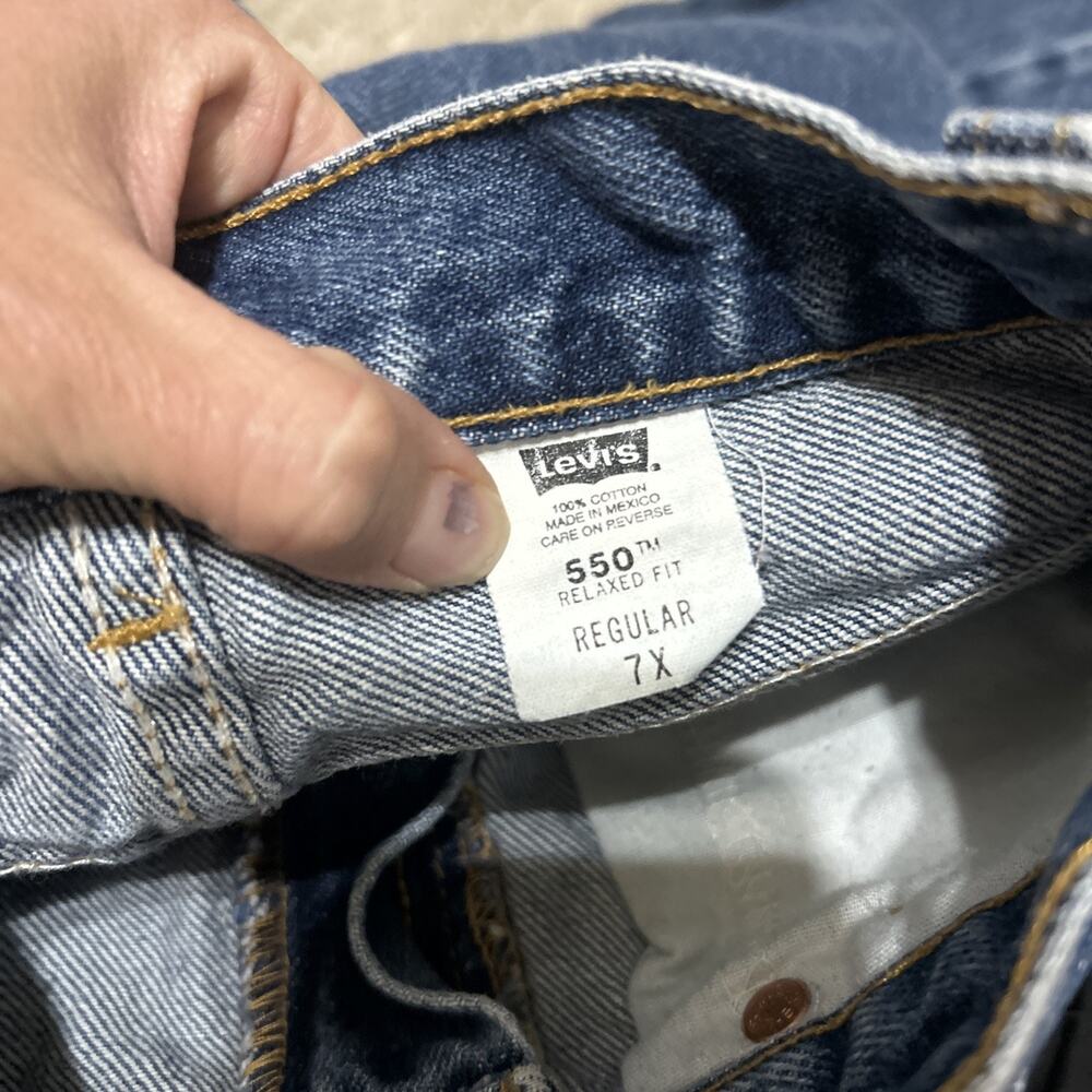 Y2K Levi's 550 Relaxed Fit Jeans Boys Size 7X Blue Denim Everyday Casual - Picture 7 of 8